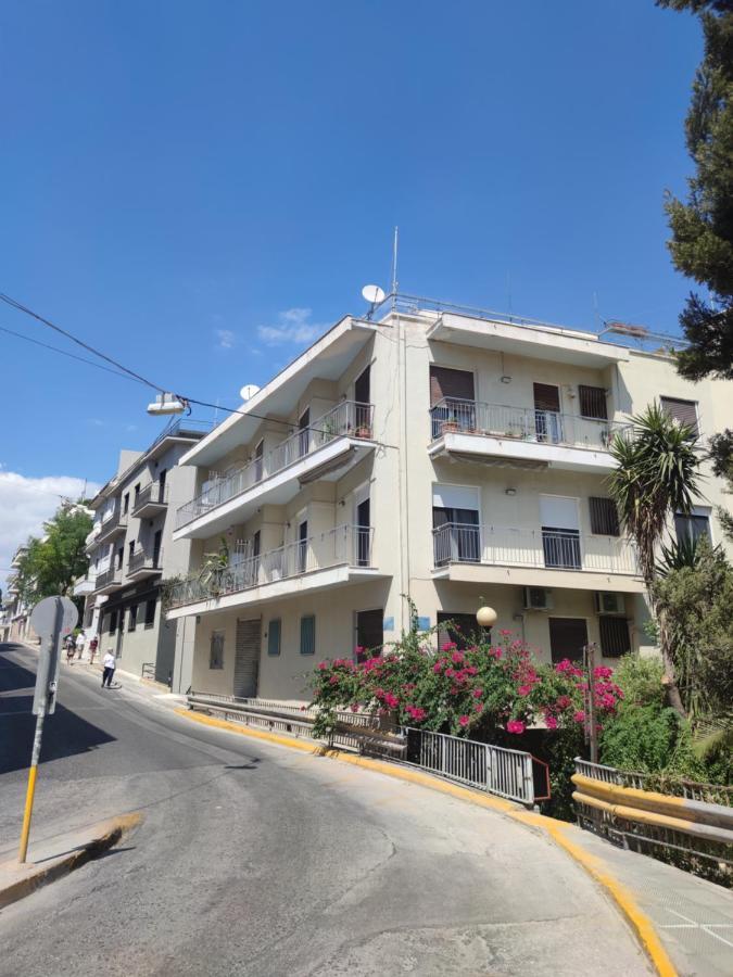 The Rebel'S Temple Apartment Atena Exterior foto